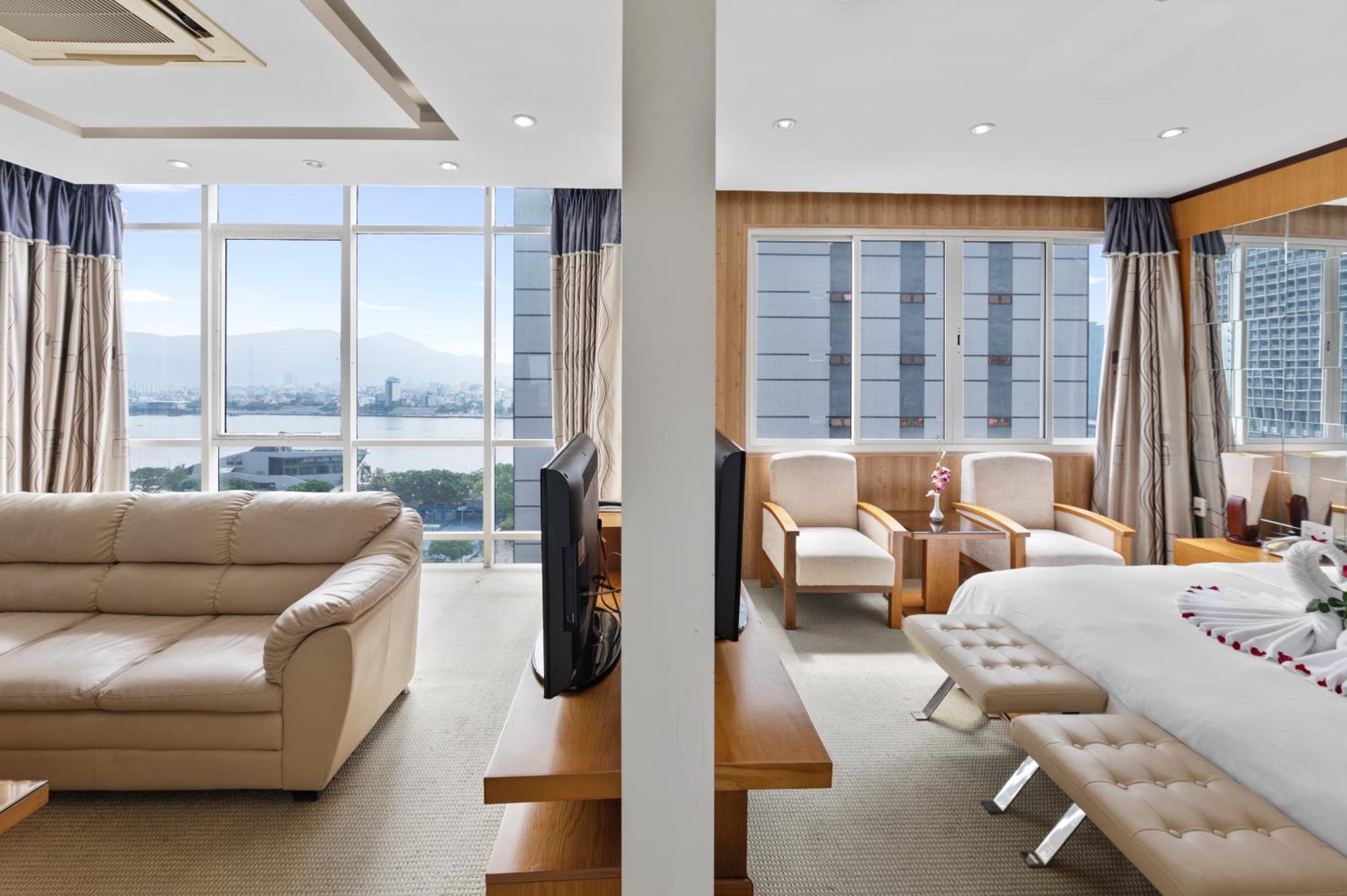 Danang Petro Hotel Экстерьер фото