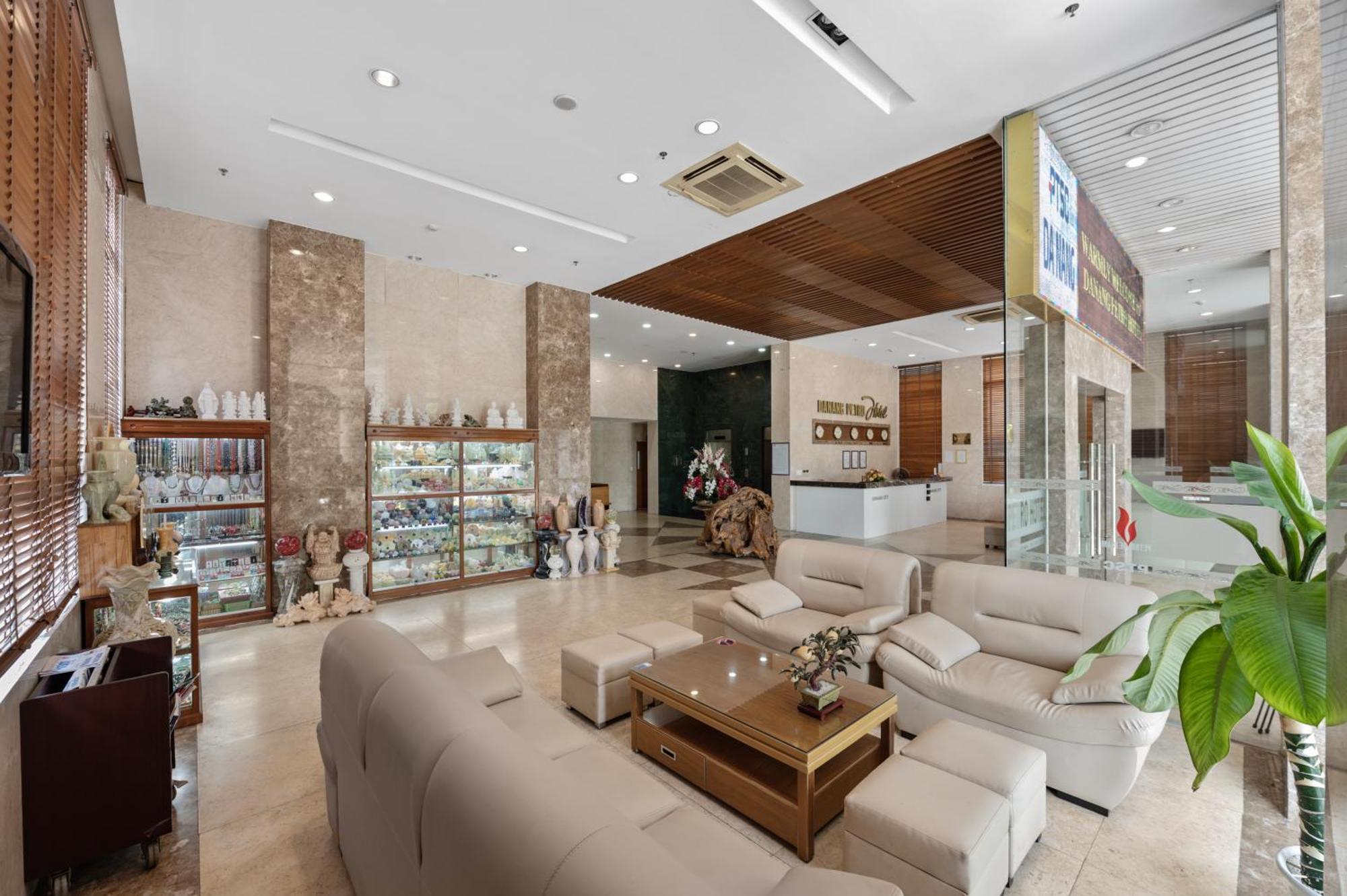 Danang Petro Hotel Экстерьер фото