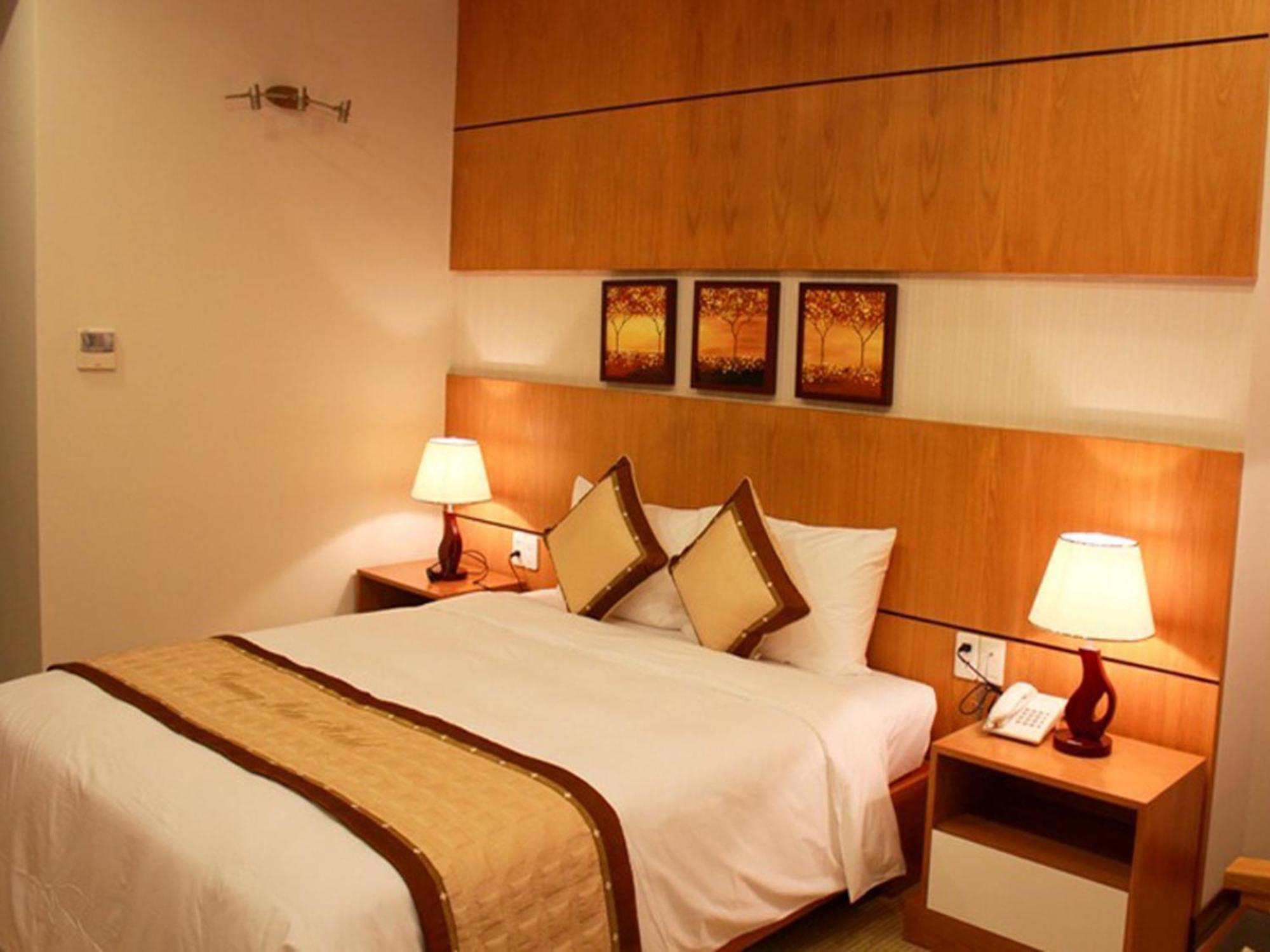 Danang Petro Hotel Экстерьер фото