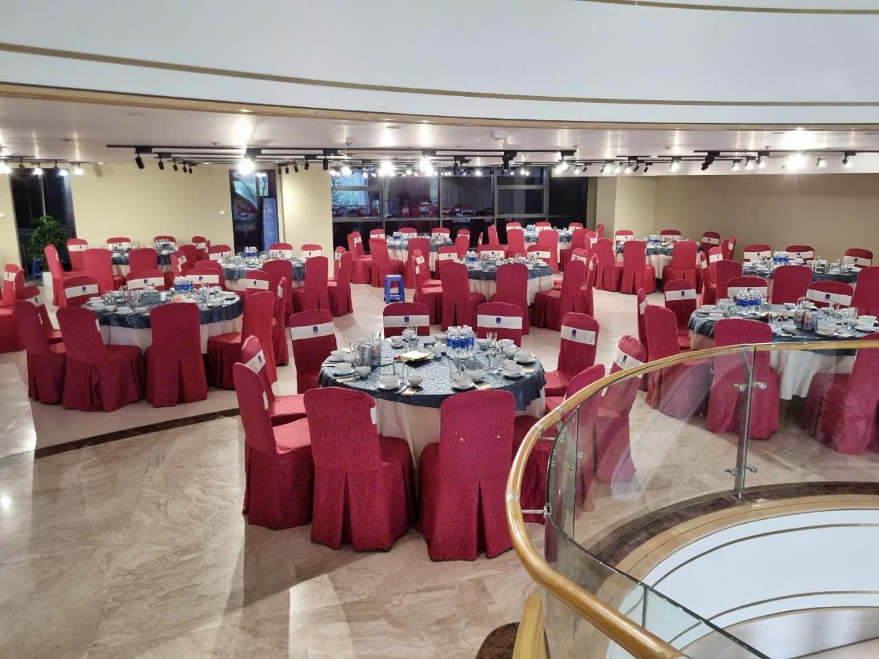 Danang Petro Hotel Экстерьер фото