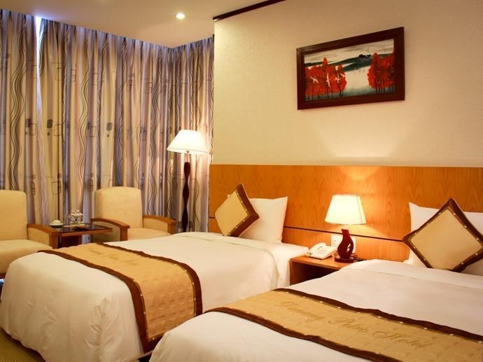 Danang Petro Hotel Экстерьер фото