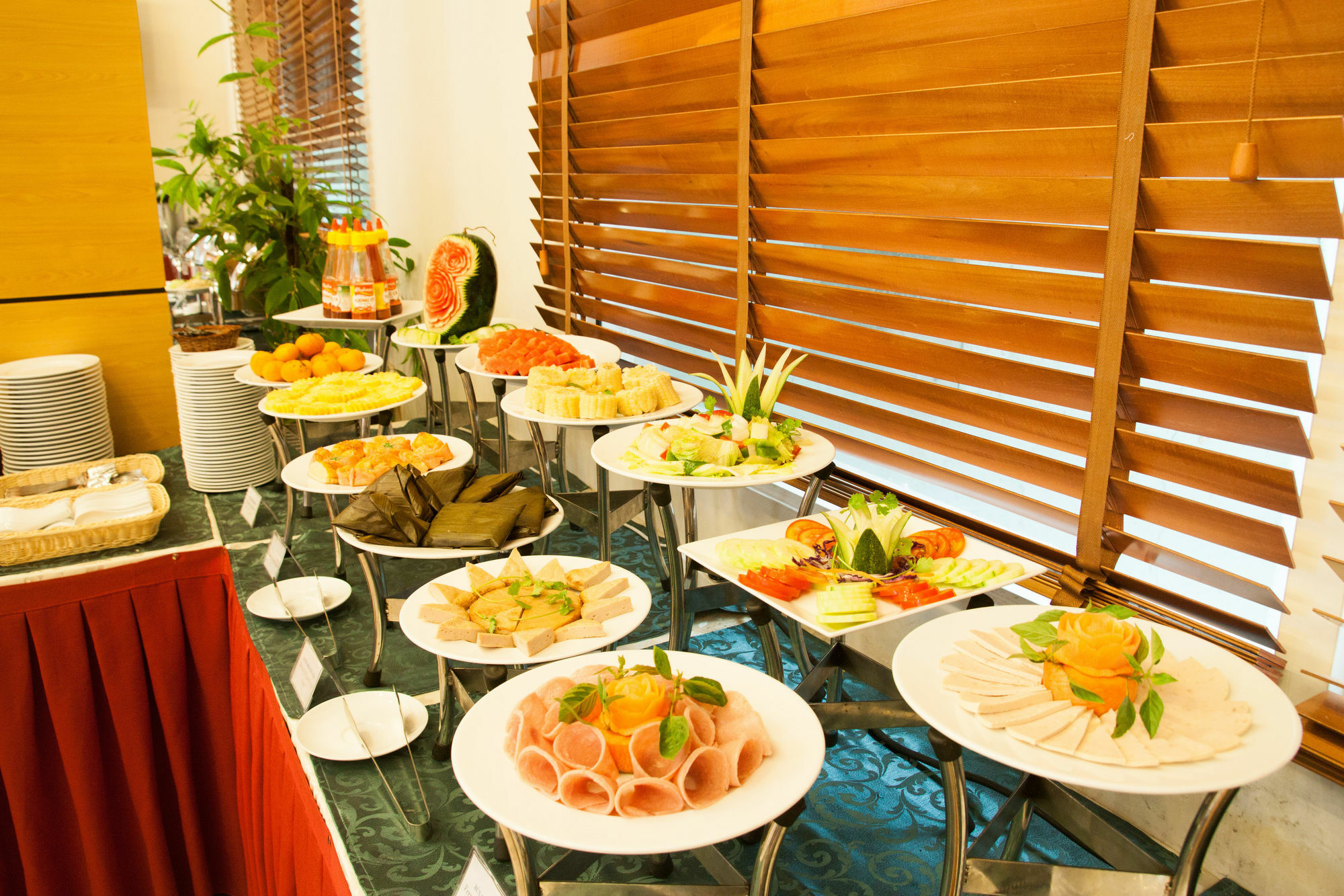 Danang Petro Hotel Экстерьер фото